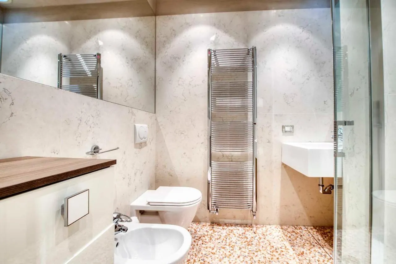Apartment Apartmentsarena - Suite Mercatorum - Piazza Erbe Verona