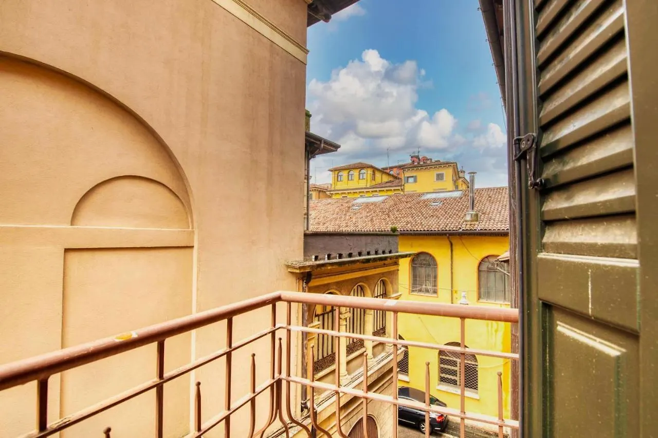Apartmentsarena - Suite Mercatorum - Piazza Erbe Verona Apartment